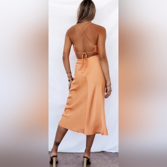 HELLO MOLLY Started With A Kiss Midi Dress Orange Size 4/Small - Picture 10 of 10